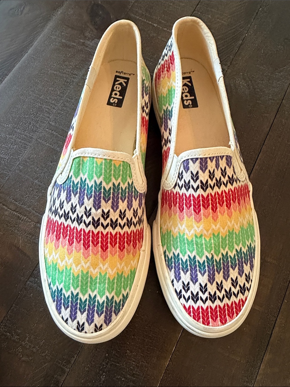 Keds Slip-On Sneakers in Rainbow Chevron (red, yellow, green, blue, purple) - Picture 4 of 11